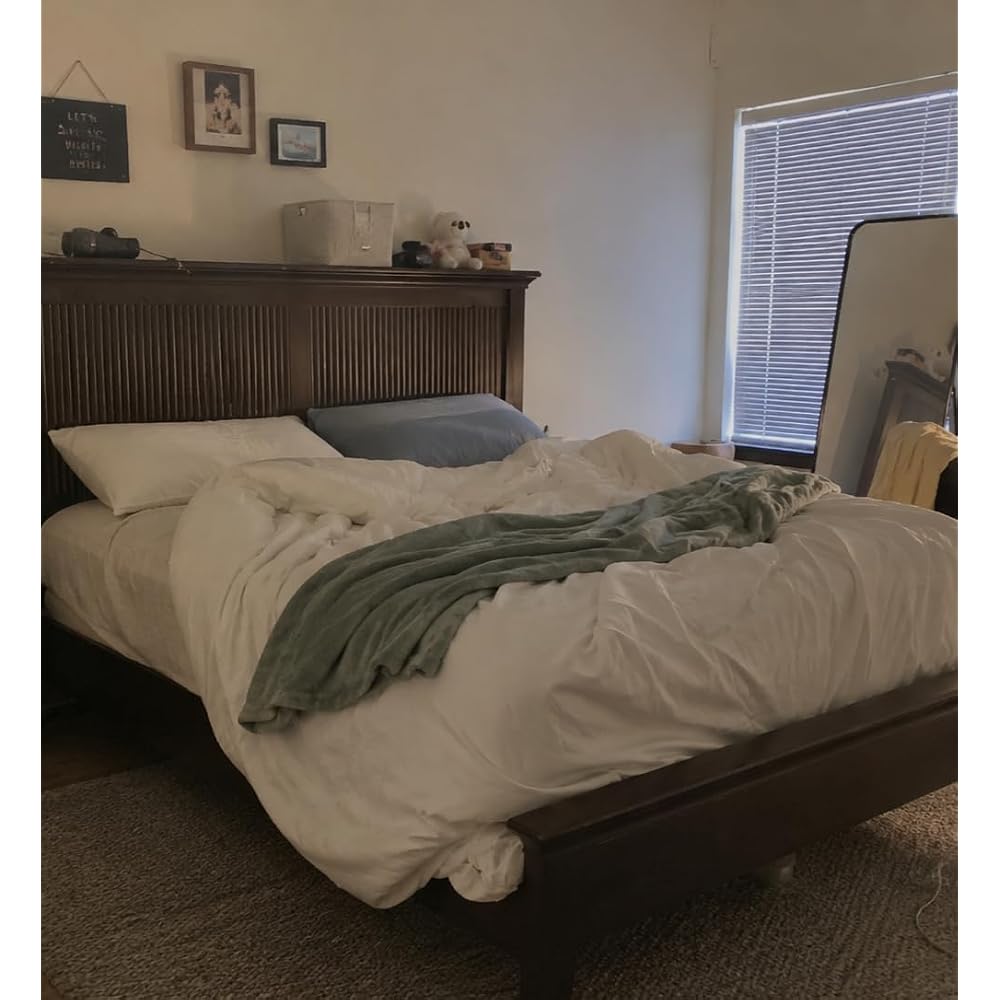 Wood Queen Bed, Solid Wood Bed With Tall Headboard, American Vintage Design, Queen Bed With Charging Station & RGB LED, Wood Slats Support, Noise-Free, Sturdy Structure, Easy Assembly, Walnut